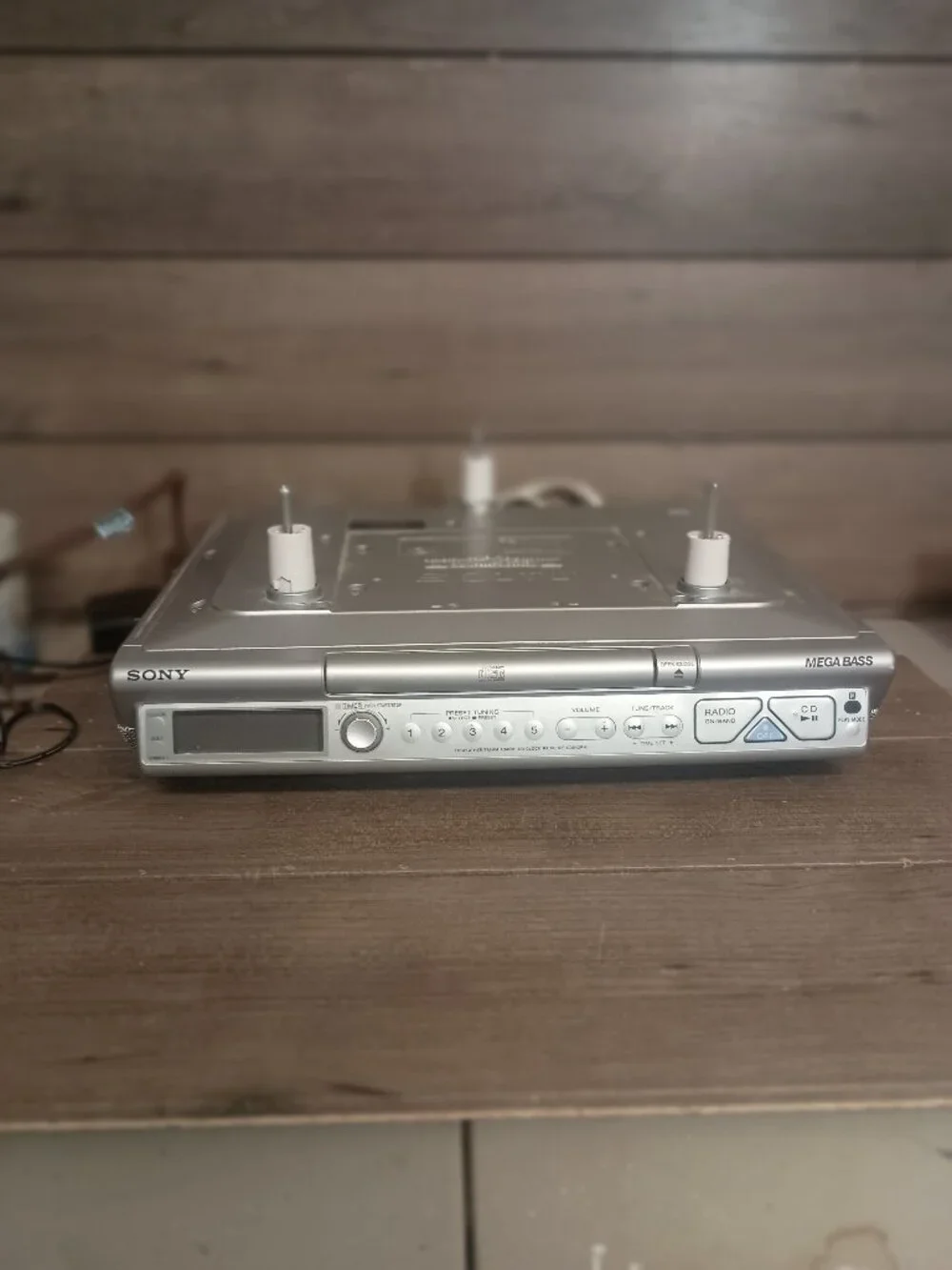 Sony Under Counter CD AM/FM Radio Player Model ICF-CD543RM Tested No Remote